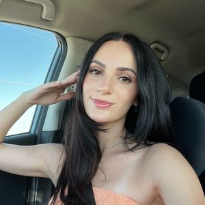 Meet your Posher, Jenna